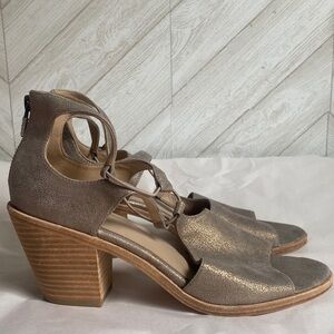 NEW Eileen Fisher metallic gold heeled sandals 10